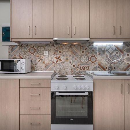 Sea Breeze Apartments คอลิมวาริออน ภายนอก รูปภาพ