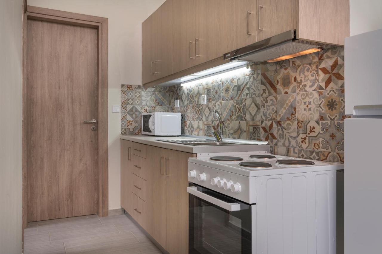 Sea Breeze Apartments คอลิมวาริออน ภายนอก รูปภาพ