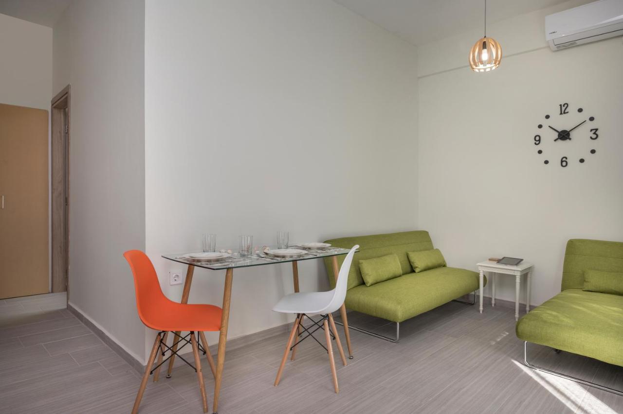 Sea Breeze Apartments คอลิมวาริออน ภายนอก รูปภาพ